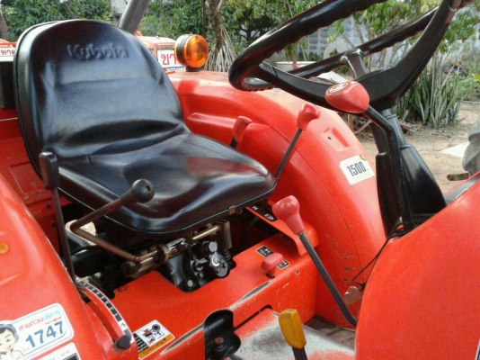ขายรถไถ KUBOTA  L3608พร้อมดันหน้าคานโค้ง ทะเบียนพร้อมโอน