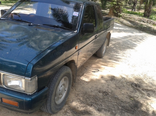 ขายด่วนคับ NISSAN BIG M ตอนครึ่งปี 96 เครื่องฝาแดง