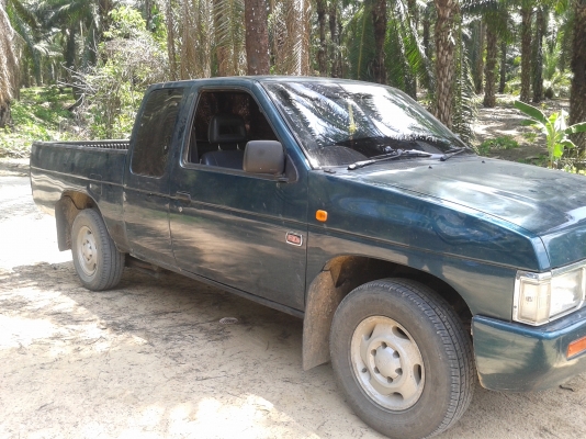 ขายด่วนคับ NISSAN BIG M ตอนครึ่งปี 96 เครื่องฝาแดง