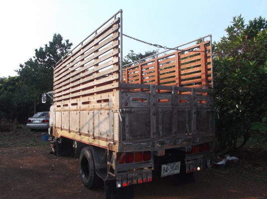 ขาย!! HINO KM310 เครื่อง 6BB 145 แรงม้า คานหน้า-หลัง F ขาย!! HINO KM310 เครื่อง 6BB 145 แรงม้า คานหน้า-หลัง F