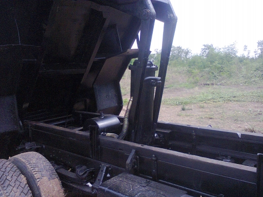 ขายหกล้อดั้มพ์ NPR59LU-5M 115 ปี37 สภาพพร้อมใช้ ขายหกล้อดั้มพ์ NPR59LU-5M 115 ปี37 สภาพพร้อมใช้