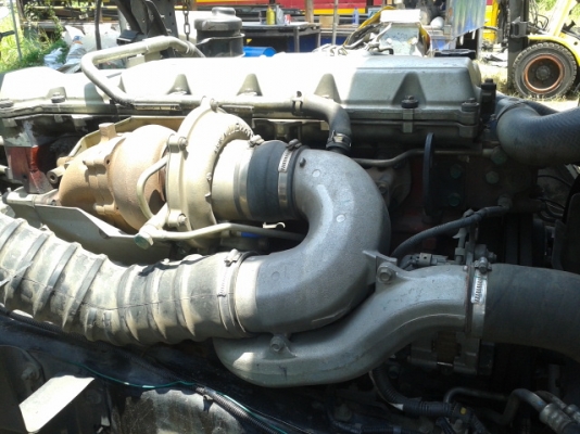 ขายรถบรรทุก6ล้อติดเครน 5ตัน4ปอก3ชัก  HINO MEGA ปี49 เครน TADANO Z504 รถวิ่งน้อยมาก ไม่ถึง4หมื่นกิโลเมตร