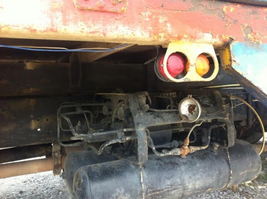 ขายรถบรรทุก เครน หกล้อ ดาวน