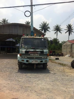 ขายรถบรรทุก เครน หกล้อ ดาวน