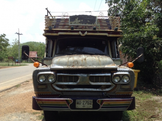 ขาย 10 ล้อหัวยาว เพลาเดียว คัสซีสวยตลอดเส้นไม่มีบวม เครื่อง 6BF1 175 แรงม้า แต่งแหนบใหญ่ ทะเบียนพร้อมโอน