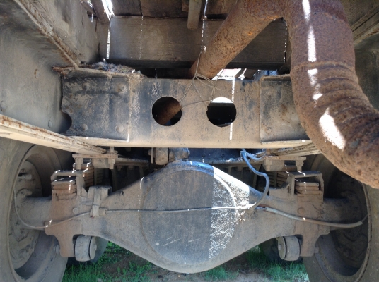 ขาย 10 ล้อหัวยาว เพลาเดียว คัสซีสวยตลอดเส้นไม่มีบวม เครื่อง 6BF1 175 แรงม้า แต่งแหนบใหญ่ ทะเบียนพร้อมโอน