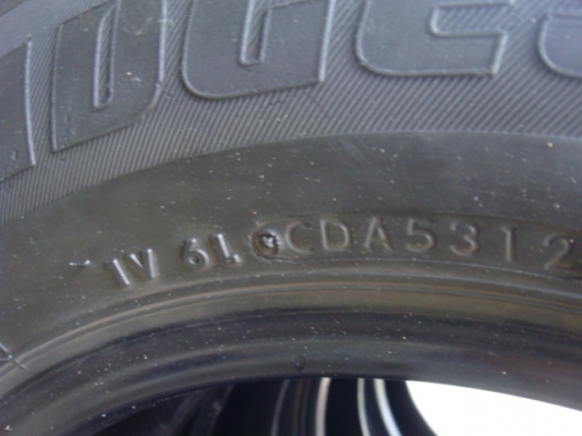 ขายยาง Bridgestone  Duravis 205 70 15 ปี 12