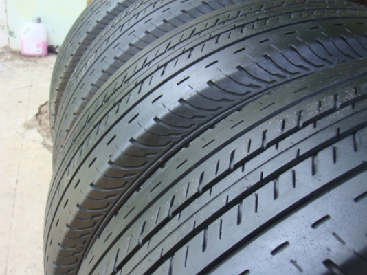 ขายยาง Bridgestone  Duravis 205 70 15 ปี 12