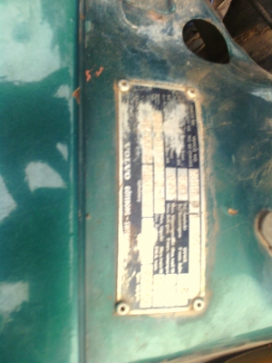 ขาย วอลโว่ 244DL รถเดิมสวย ล้อแมก เครื่องเสียง JVC ติดแก็ช 35000 สด หรือแลก