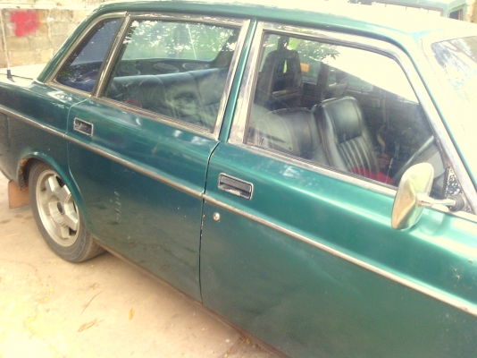 ขาย วอลโว่ 244DL รถเดิมสวย ล้อแมก เครื่องเสียง JVC ติดแก็ช 35000 สด หรือแลก