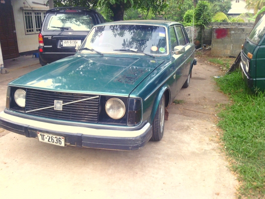 ขาย วอลโว่ 244DL รถเดิมสวย ล้อแมก เครื่องเสียง JVC ติดแก็ช 35000 สด หรือแลก