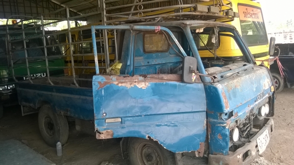 ขาย 4 ล้อแอ้ว โตโยต้า เครื่อง 85 จดทะเบียนปี 2521 ทะเบียนขาด 3 ปี วิ่งได้หัวผุพื้นกะบะผุ