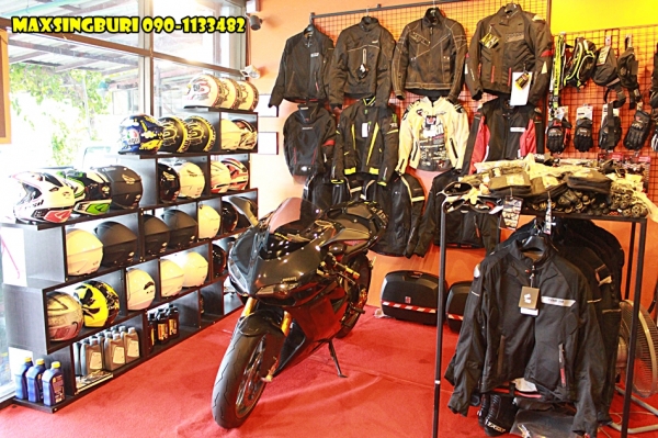 ร้านแม็กสิงห์บุรี//จำหน่าย เสื้อjacket ถุงมือ หมวกกันน๊อค น้ำมันเครื่อง แสตนตั้ง