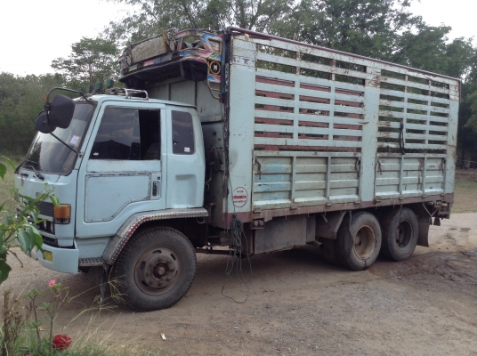 ขาย 10 ล้อเพลาเดียวกระบะเหล็กไม่ดั้ม JCM วางหัวร็อคลงเล่มแล้ว เครื่อง 6BF1 185 แรงม้า ช่วงล่างจัมโบ้ 200 เบรคทิฟฟี่ เกียร์ร็อคเสื้อลาย พวงมาลัยพาวเวอร์ ทะเบียนเต็มพร้อมโอน