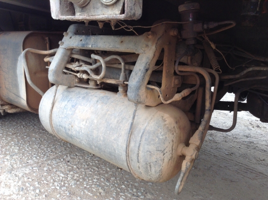 ขาย 10 ล้อเพลาเดียวกระบะเหล็กไม่ดั้ม JCM วางหัวร็อคลงเล่มแล้ว เครื่อง 6BF1 185 แรงม้า ช่วงล่างจัมโบ้ 200 เบรคทิฟฟี่ เกียร์ร็อคเสื้อลาย พวงมาลัยพาวเวอร์ ทะเบียนเต็มพร้อมโอน