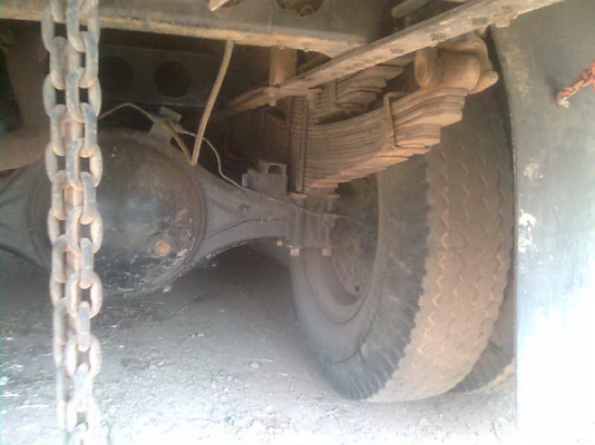 ขาย6ล้อใหญ่ ISUZU FSR11H 175แรงม้า กระบะบรรทุก