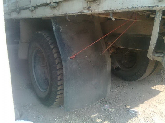 ขาย6ล้อใหญ่ ISUZU FSR11H 175แรงม้า กระบะบรรทุก