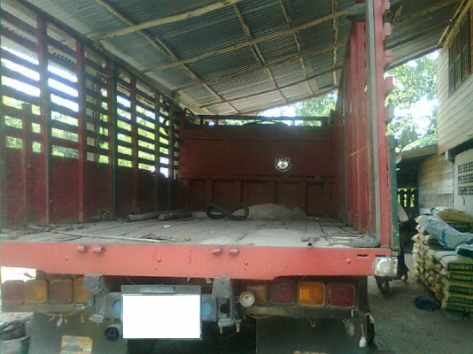 ขาย6ล้อหน้ายาว 6BD1 165 แรงม้ารถบ้านพร้อมวิ่งครับ