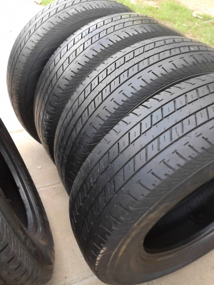 215/70R15 BRIDGESTONE DURAVIS R611 มีชุด 4 เส้น  TEL.081-427-3941