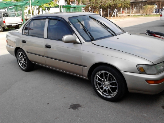 ขาย TOYOTA สามห่วง1.8 A/T หัวฉีดเพาว์เวอร์ ไม่เคยติดแก๊ส