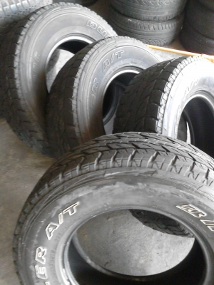 245/70R16 BRIDGE STONE DUELER A/T  มี  4 เส้น  โทร.081-427-3941