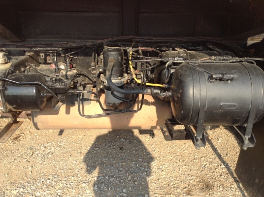 ขายพ่วงแม่ลูกดั้ม FM2P เครื่อง P11C 320 แรงม้า เกียร์ ZF ช่วงล่าง ZM 10 น็อต คัสซีสวยจัด แอร์เย็น  ลูก 2 คาน ทะเบียนพร้อมโอนครับ