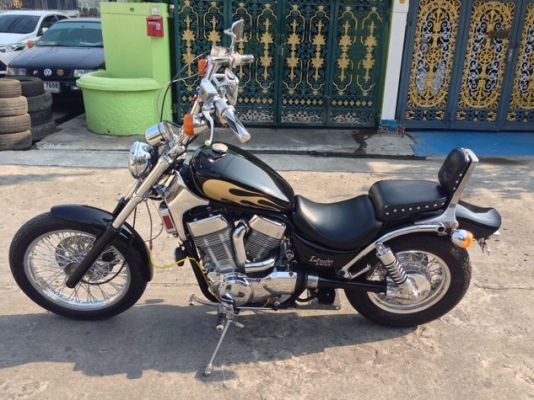 suzuki intruder 1400cc. ทะเบียนแท้ 150,000-(งดต่อรองครับ) ติดต่อ 087-098-9599 ฮัด