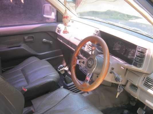 ขาย อีซูสุมังกรทอง เครืองดี พวงมาลัยเพาเวอร์ แอร์เย็น ประหยัด