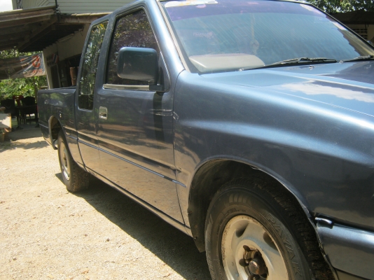 ขาย อีซูสุมังกรทอง เครืองดี พวงมาลัยเพาเวอร์ แอร์เย็น ประหยัด