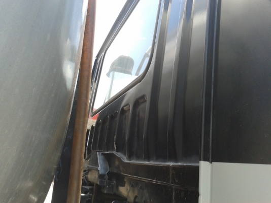 ****ขายแล้วค่ะไป จ. ชุมพร***สิบล้อมิตซุ เพลาเดียว  บรรทุกน้ำมัน  15000 ลิตร  โหลดบน  พร้อมใช้งาน   เล่มพร้อมโอน....