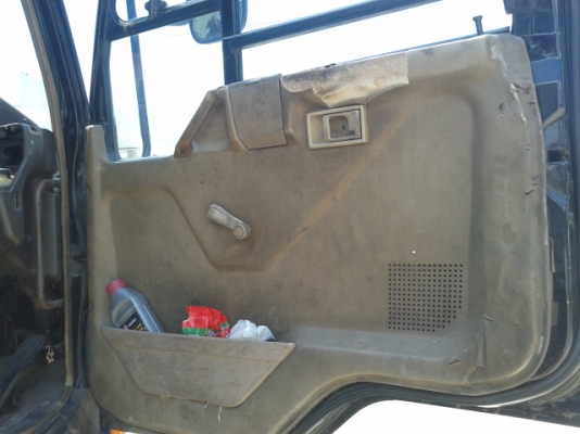 ****ขายแล้วค่ะไป จ. ชุมพร***สิบล้อมิตซุ เพลาเดียว  บรรทุกน้ำมัน  15000 ลิตร  โหลดบน  พร้อมใช้งาน   เล่มพร้อมโอน....