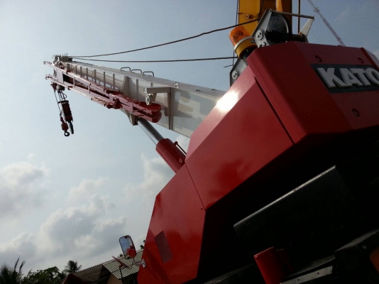 ขายรถเครนKATO 20 H