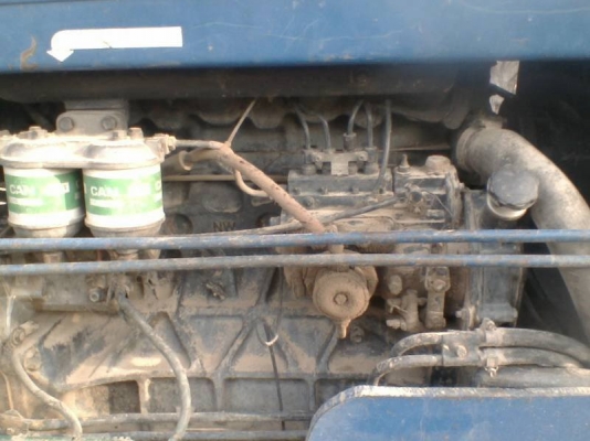 รถไถฟอร์ด 6600  2 เพลา เล่มทเบียนมีพร้อม รถพร้อมใช้งาน