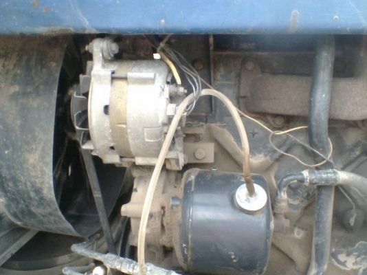 รถไถฟอร์ด 6600  2 เพลา เล่มทเบียนมีพร้อม รถพร้อมใช้งาน