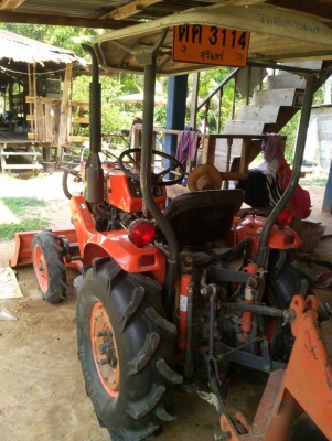 รถไถคูโบต้า RT 4 แรงนั่งขับ รถสภาพพร้อมใหม่ เล่มทะเบียนพร้อม รถอยู่อำเภอสังขะ จังหวัดสุรินทร์