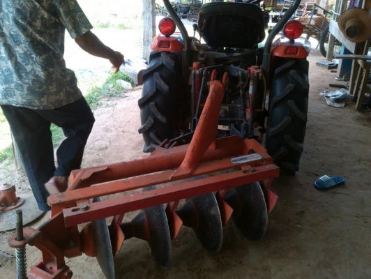 รถไถคูโบต้า RT 4 แรงนั่งขับ รถสภาพพร้อมใหม่ เล่มทะเบียนพร้อม รถอยู่อำเภอสังขะ จังหวัดสุรินทร์