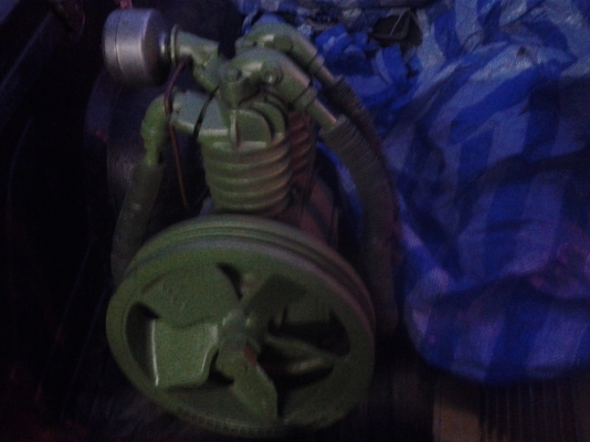 ขาย !  หัวปั้มลม 2 สูบ 3 แรง ยี่ห้อ แชมป์เปี้ยน ลมดี ข้อดี