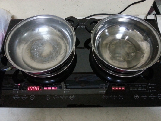 ขายเตาแม่เหล็กไฟฟ้ายี่ห้อAREZZOรุ่นAZ-K1ขนาด3,000วัตต์ราคาไม่แพงครับ