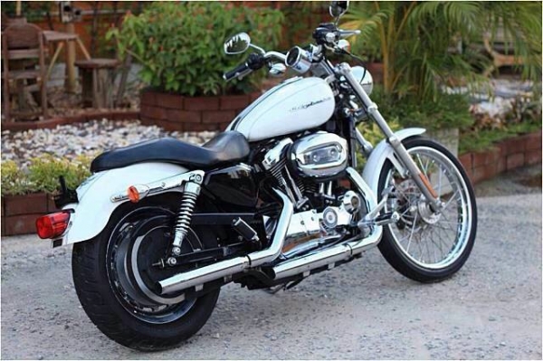 Hd sporster 1200 custom 2004