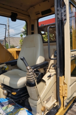 ขายรถขุด CAT 320 VERTION 2 เก่านอกปรับสภาพพร้อมใช้