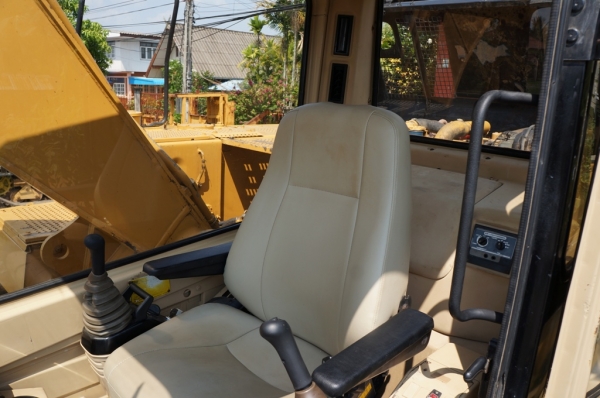 ขายรถขุด CAT 320 VERTION 2 เก่านอกปรับสภาพพร้อมใช้