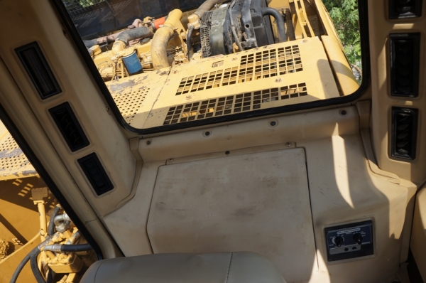 ขายรถขุด CAT 320 VERTION 2 เก่านอกปรับสภาพพร้อมใช้