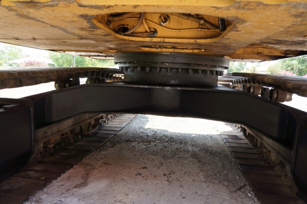 ขายรถขุด CAT 320 VERTION 2 เก่านอกปรับสภาพพร้อมใช้