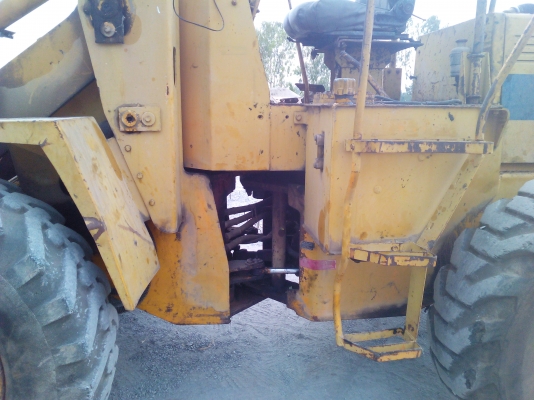 ขายครับ รถตักkobeko lk300a เท่า 510 ตัก 2 คิว ด่วนๆๆครับ