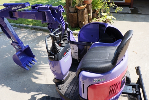 ขายรถขุดKOMUTSU PC08UU  สามารถใส่ท้ายรถปิคอัพได้