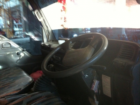 ขายดาวน์.6.ล้อดั๊ม.120.อีซุซุ.เครื่องดี.แอร์เย็น.ซัซซีสวยๆๆรถใหม่.ใช้งานทุกวันคับ