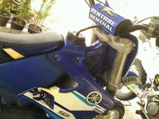 ขายหรือแลก YAMAHA yz 125 ปี 98 อินวอยราคา 43,000 บาท โทร 089-2442598 ศิริพงษ์ ขายหรือแลก YAMAHA yz 125 ปี 98 อินวอยราคา 43,000 บาท โทร 089-2442598 ศิริพงษ์