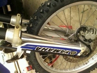 ขายหรือแลก YAMAHA yz 125 ปี 98 อินวอยราคา 43,000 บาท โทร 089-2442598 ศิริพงษ์ ขายหรือแลก YAMAHA yz 125 ปี 98 อินวอยราคา 43,000 บาท โทร 089-2442598 ศิริพงษ์