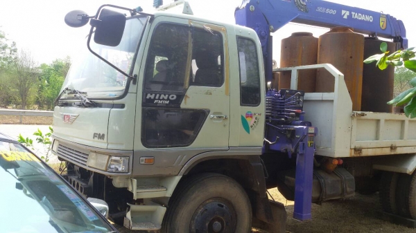 HINO FM1M พร้อมเครน HINO FM1M พร้อมเครน