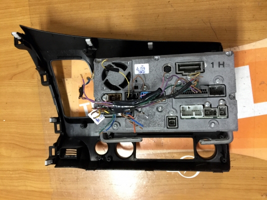 ขายวิทยุ 2 DIN ติดรถ HONDA รุ่น CIVIC FD ตัว TOP ญี่ปุ่นแท้ ขายวิทยุ 2 DIN ติดรถ HONDA รุ่น CIVIC FD ตัว TOP ญี่ปุ่นแท้